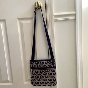 Michael Kors Crossbody Bag